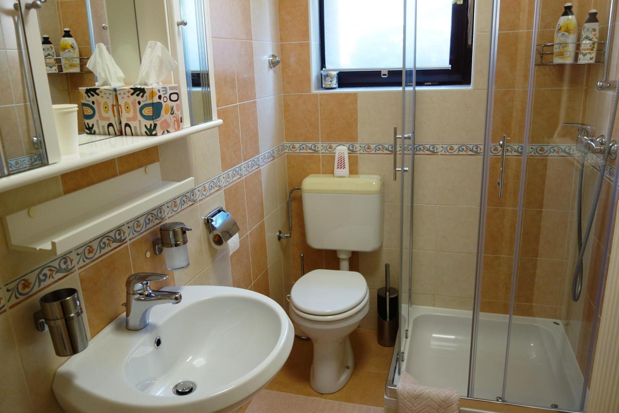 Sobe Vera Bovec Luaran gambar
